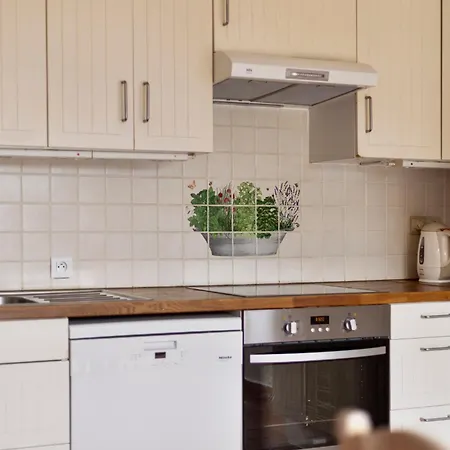 Holiday home Condor 10 P *